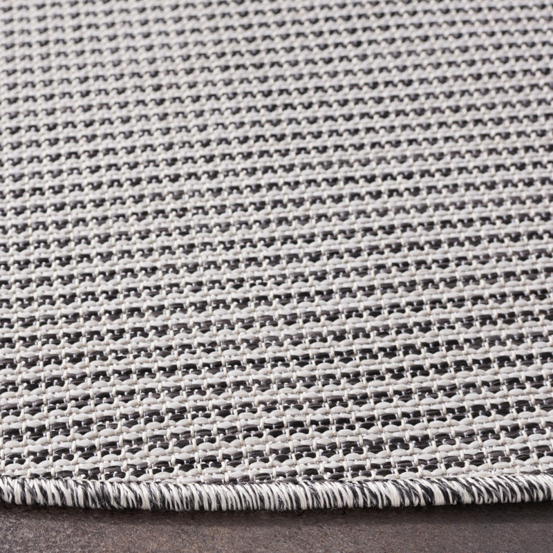 Msr400 Performance Solid Color Indoor/Outdoor Area Rug, Round 6'5"