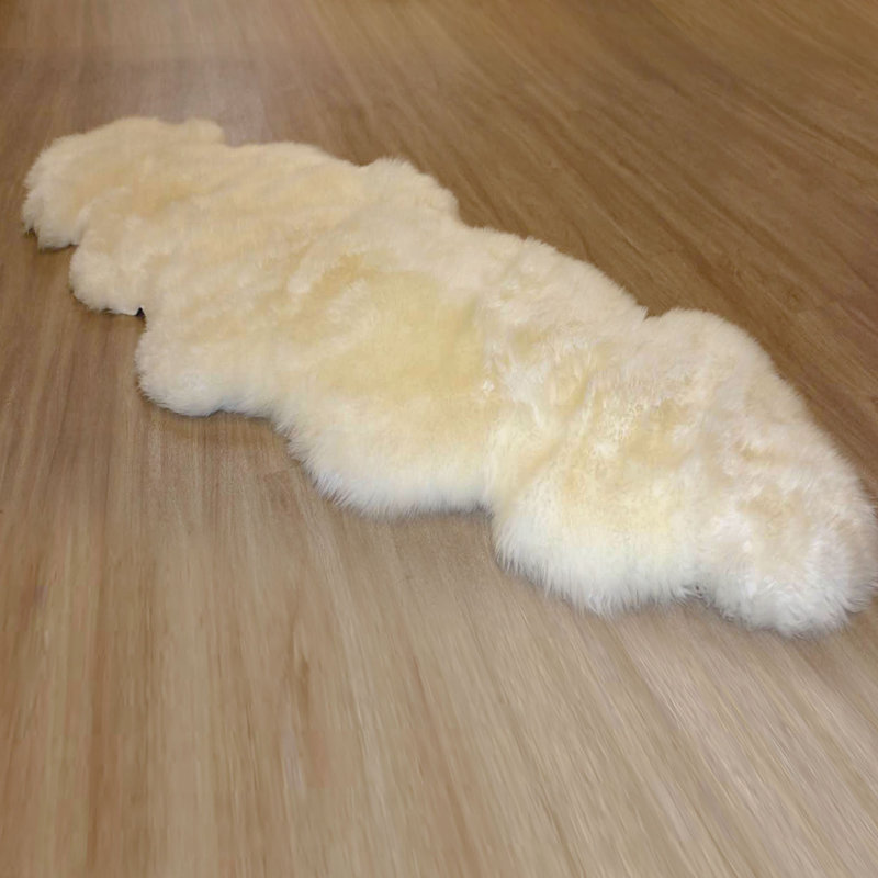 Nithsdale Sheepskin Indoor Rug, Novelty 4' x 3'