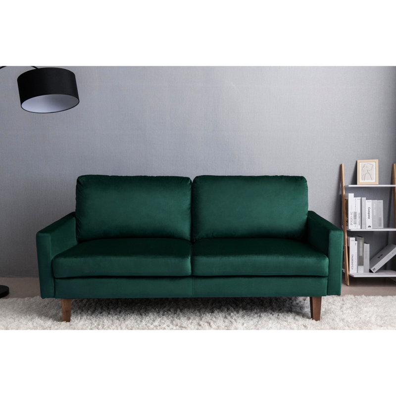 : Offrez-vous des sièges confortables avec une mousse de qualité et une structure en bois pour une expérience en microfibre douce et stable