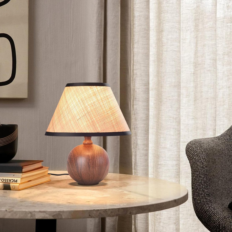 Lampe de table en métal Lukasik