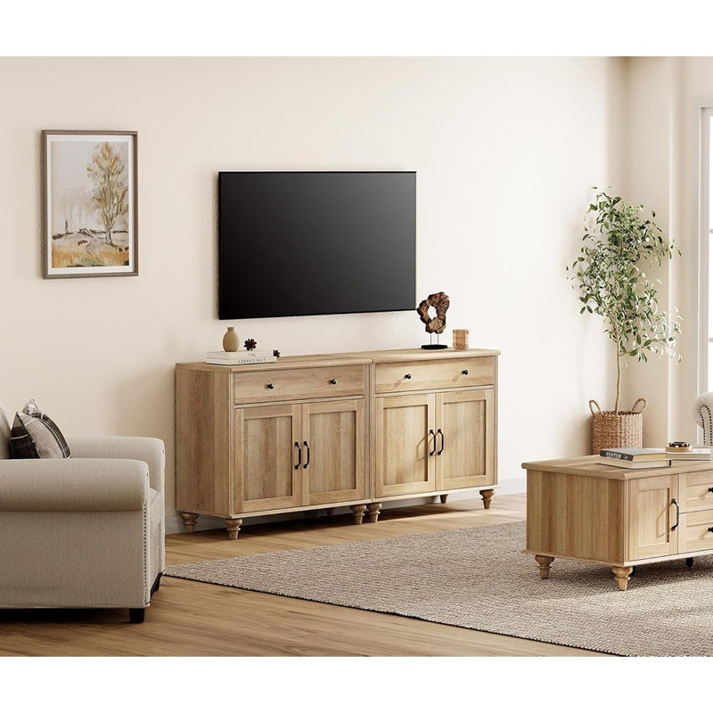 Grand buffet de style campagnard avec 4 portes et 2 tiroirs - Chêne