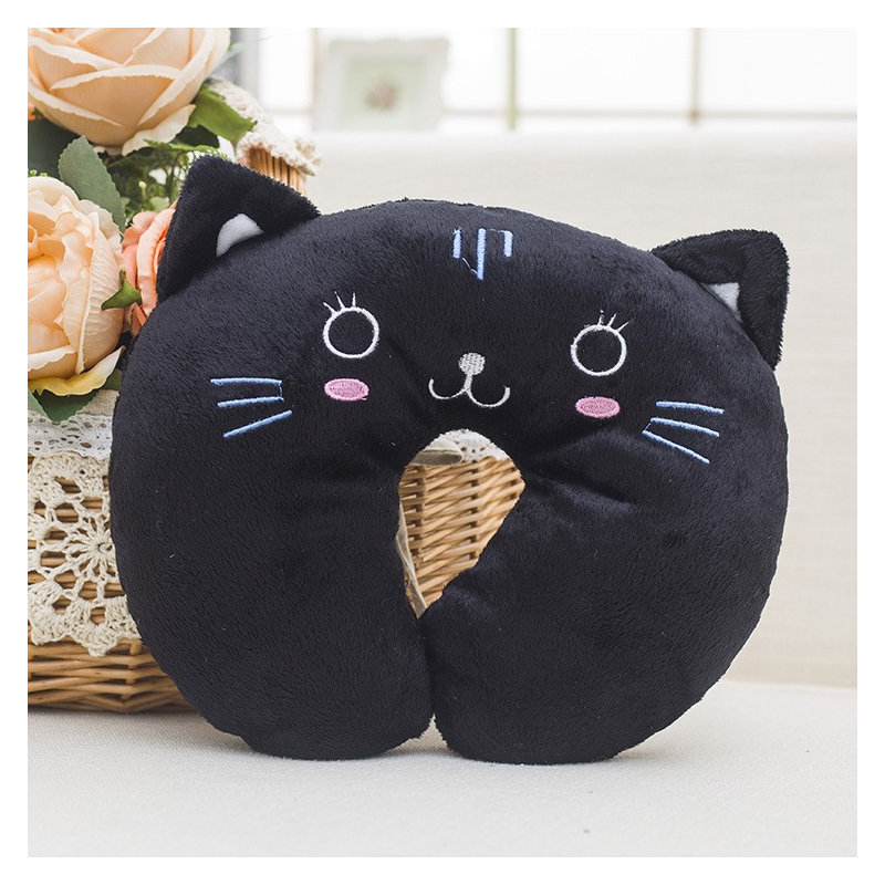 Joli coussin en forme de U
