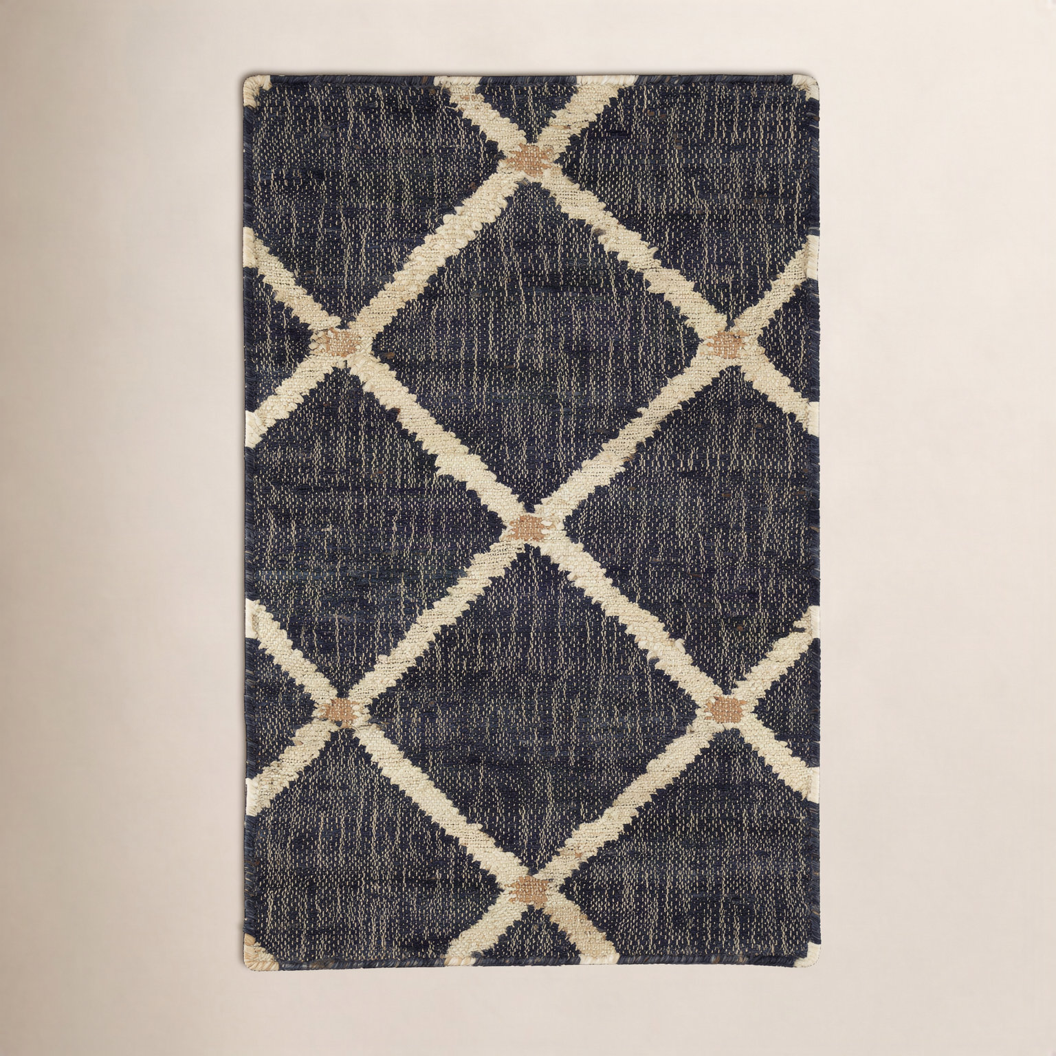 Kali Handmade Rug, Black, Rectangle 2' x 3'