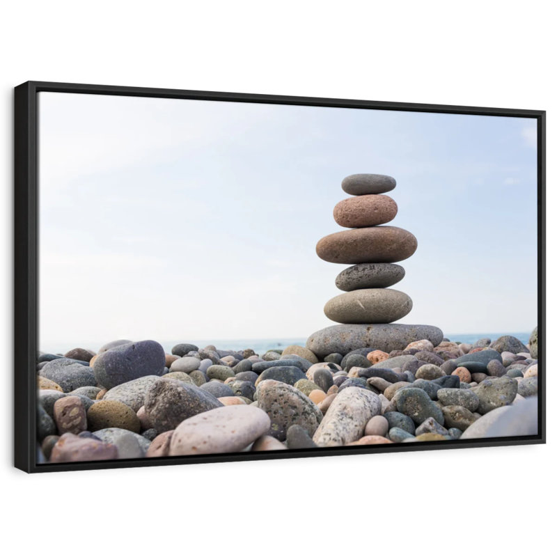 Impression sur toile Seaside Stone Stack, H 17 po x l 25 po