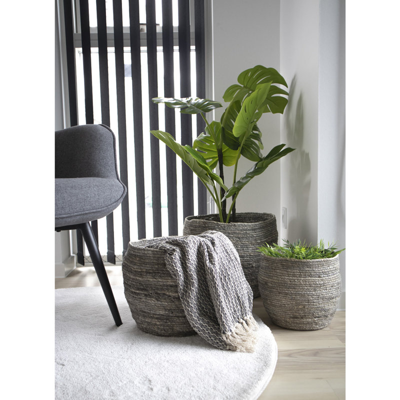 Bay Isle Home Wicker Bucket