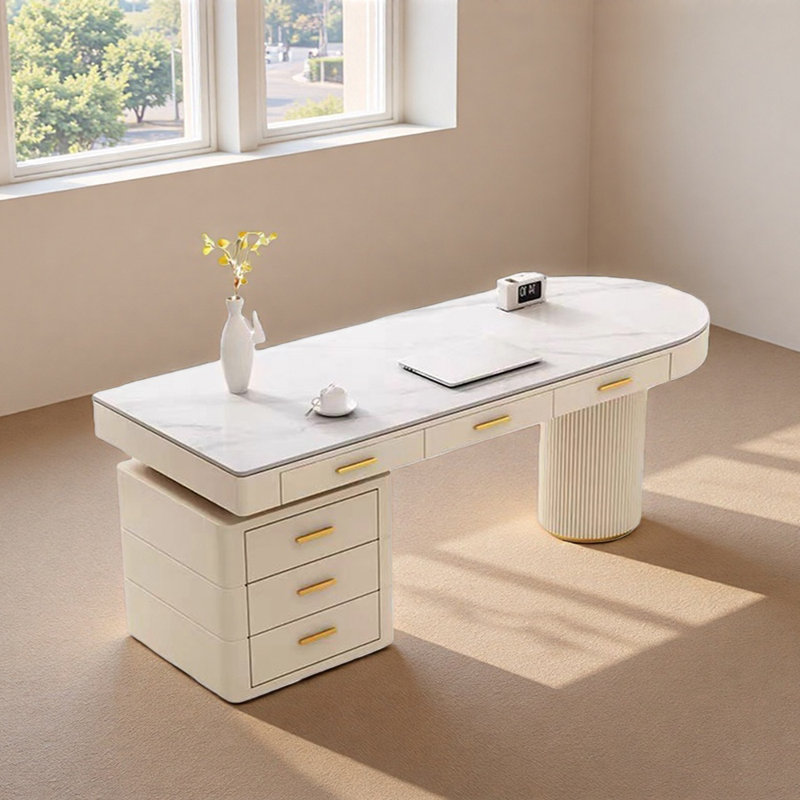 Bureau d'ordinateur gris à trois tiroirs, H 29,52 po x l 78,74 po x P 27,55 po