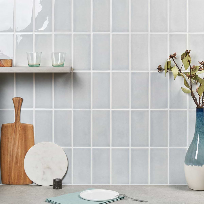 Nabi Subway 4.5x9 Subway Polished Glass Tile, Arctic Blue