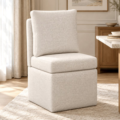 Chaise rembourrée avec espace de rangement