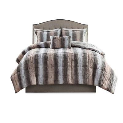 4pc Faux Fur Comforter  Comfort 4pc Soft