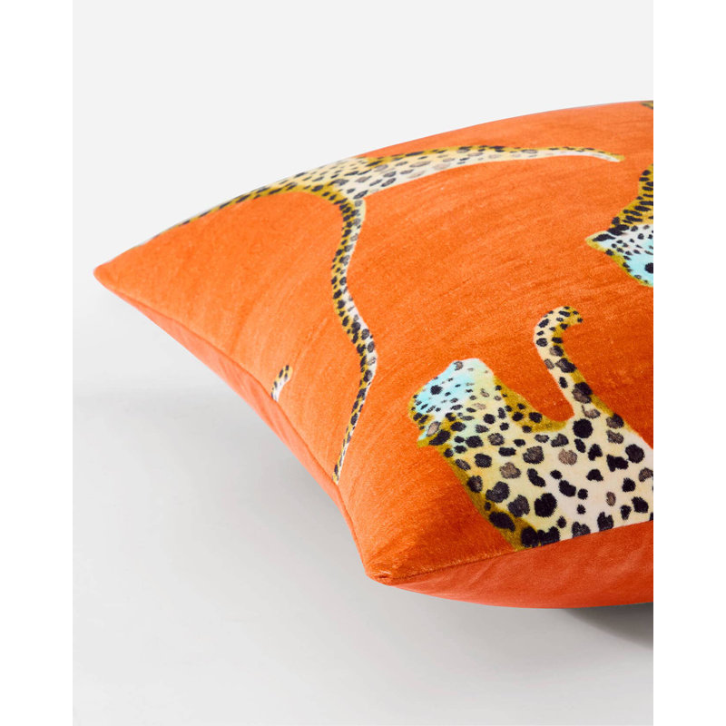 Square Pillow Cover & Insert, Koi Leaping Small Leopard