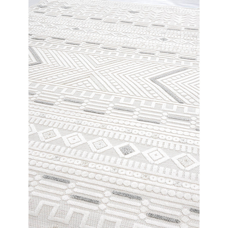 Hopedale Geometric Shapes Indoor / Outdoor Area Rug, Rectangle 78 x 150cm