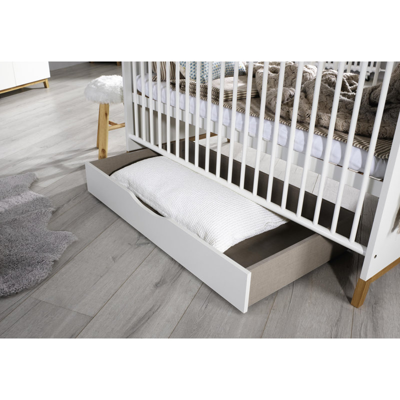 Carlsson Cot