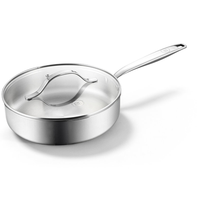 Essential Series - Sauteuse 3 pte / 9,5 po / 24 cm avec couvercle - Triplement en acier inoxydable