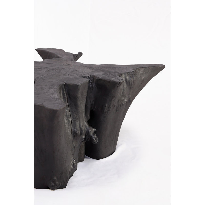 Table basse en bois massif
