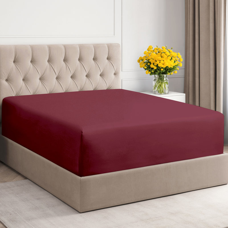 Extra Deep Pocket Fitted Sheet Only, Cooling & Breathable Bed Sheet, Soft, Fits 18–24 Inch Mattress, King, Burgundy