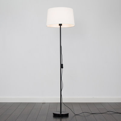 Bekbele 147cm Black Traditional Floor Lamp