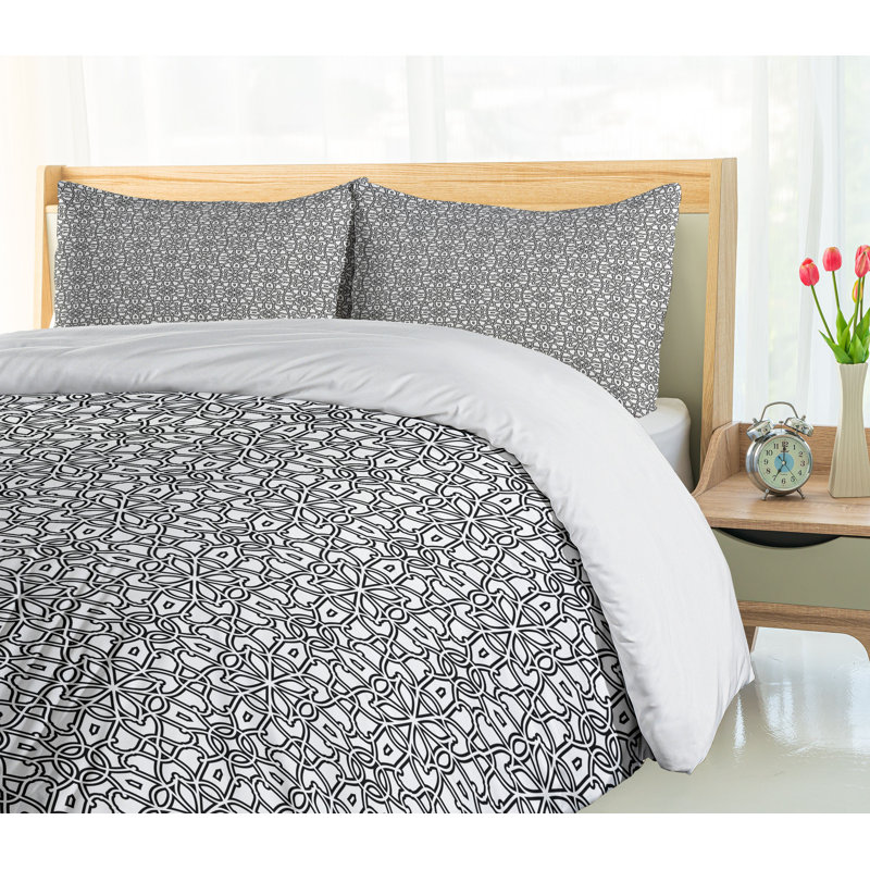 No Duvet Cover, California King Duvet Cover + 2 Standard Shams