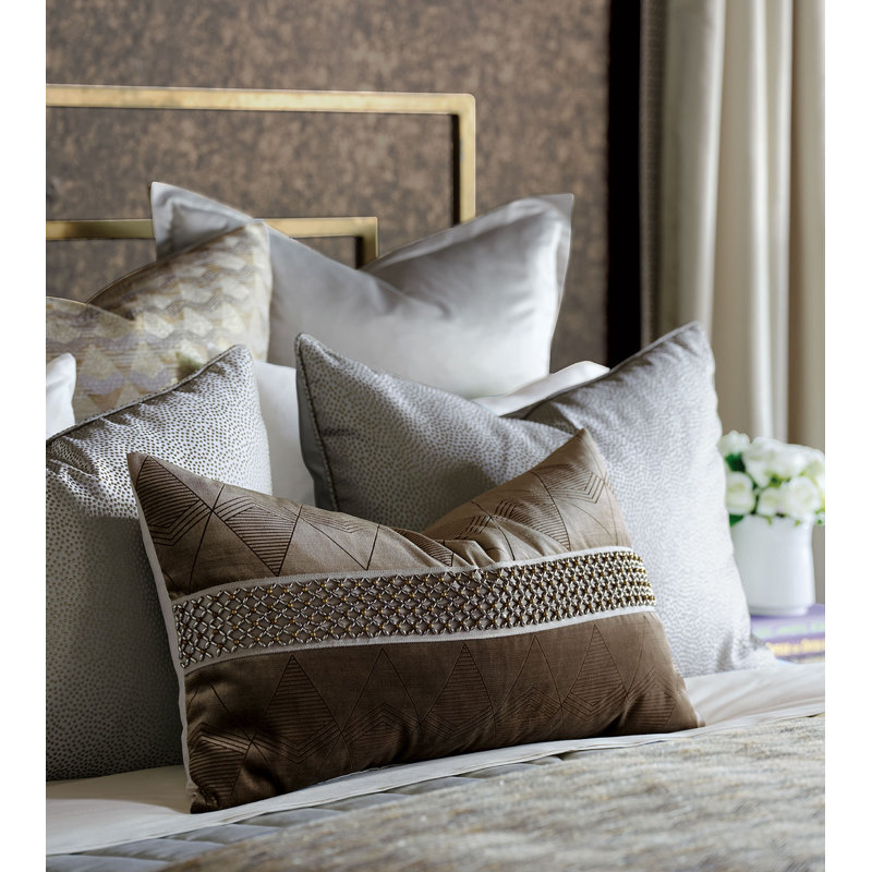 Silvio Traditional Polyester Geometric Shapes Duvet Cover, King Duvet Cover + 6 Additional Pieces