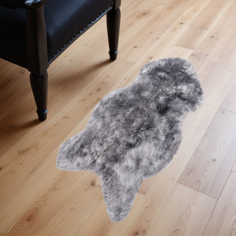 Tapis gris antidérapant en peau de mouton 2 pi x 3 pi 2 po