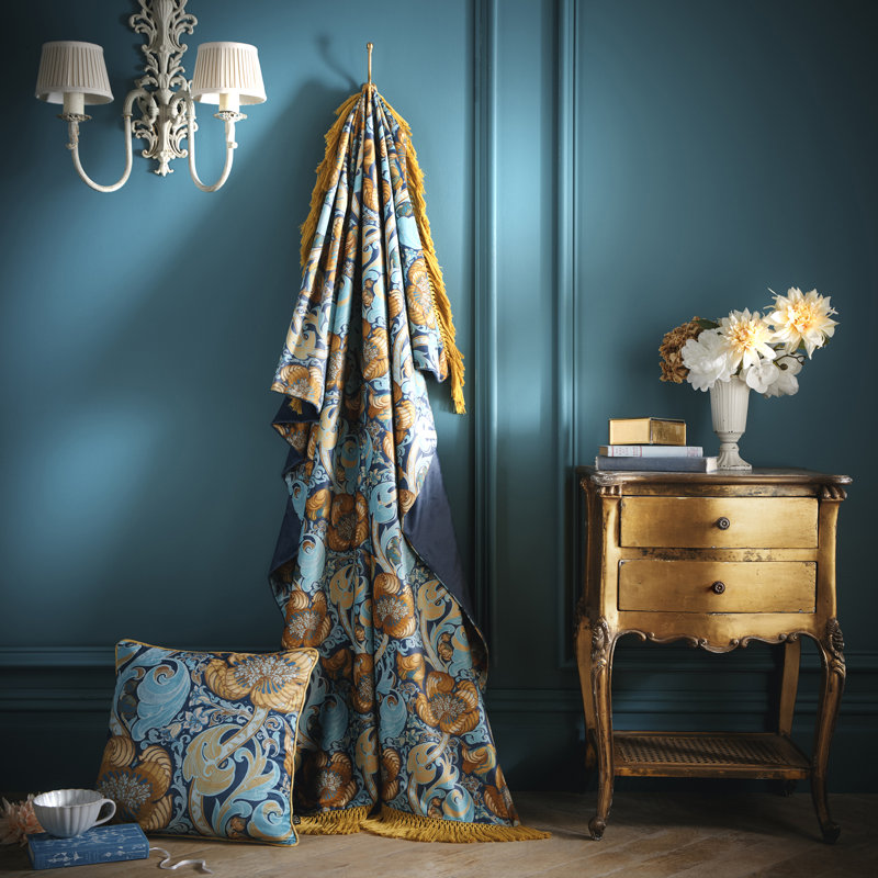 Laurence Llewelyn-Bowen Down the Dilly Throw Ochre
