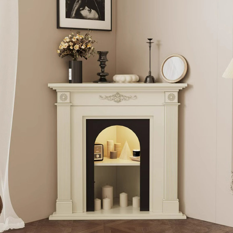 Foyer autoportant en bois massif beige