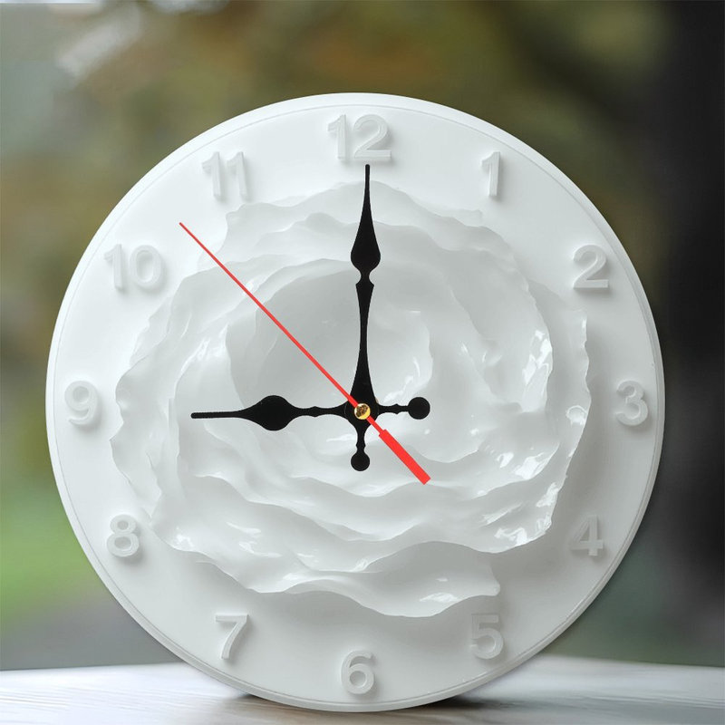 Horloge blanche élégante