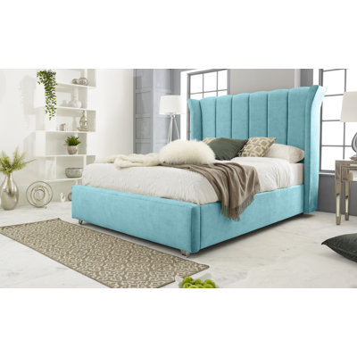 Lachanda Upholstered Velvet Bed