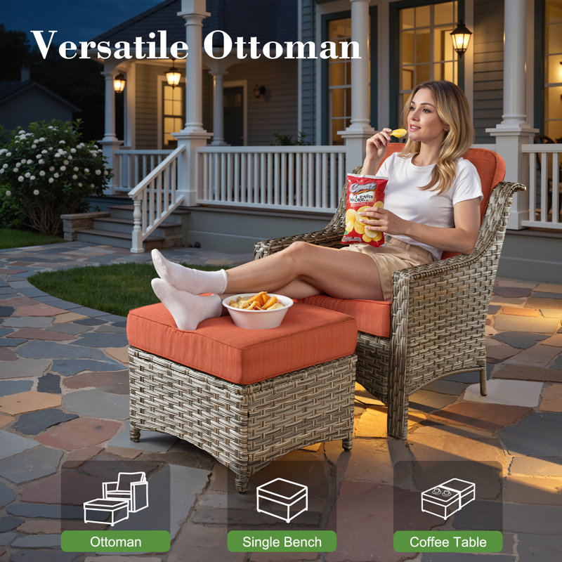 Ensemble de conversation d'extérieur en osier pour 5 personnes Emanuell, ensemble de canapé de patio avec foyer et coussins