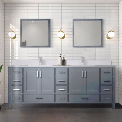 Ensemble de meuble-lavabo double 84 po x P 22 po avec plateau en marbre de culture et robinet