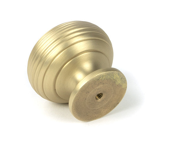 Beehive Cabinet Knob, 1.57" Knob Diameter, Satin Brass
