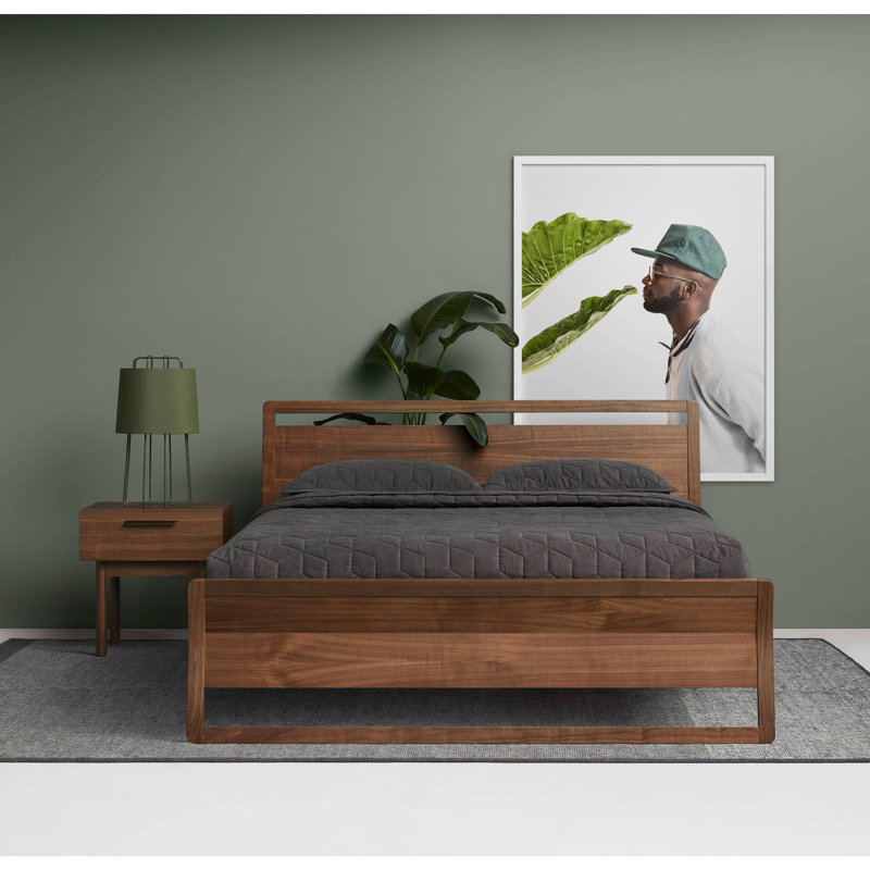Woodrow Platform Bed, Queen, Walnut