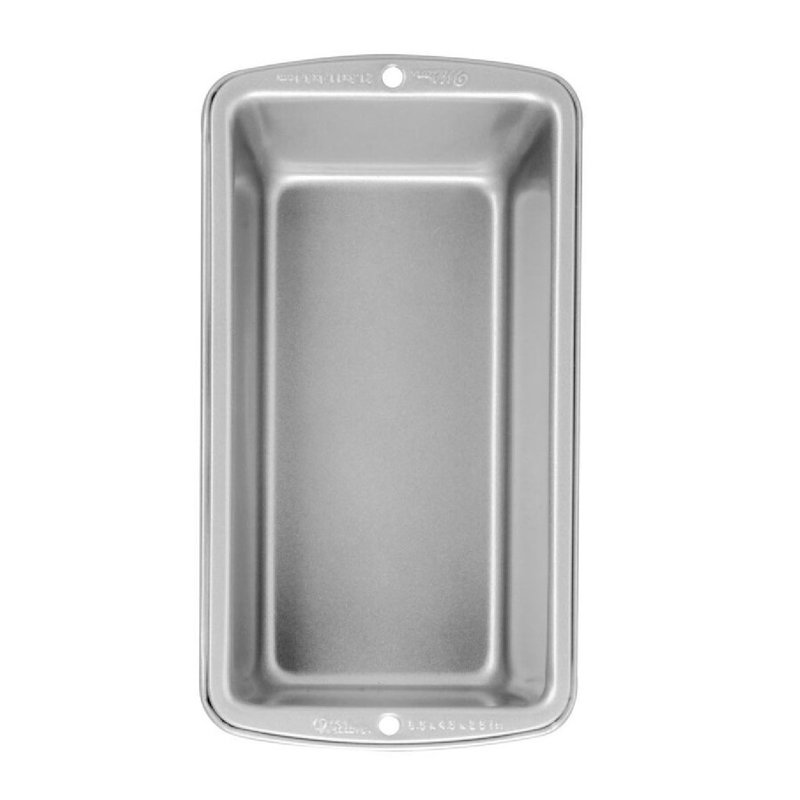 Wilton 191003159 Recipe Right Non-Stick Medium Loaf Pan, Silver