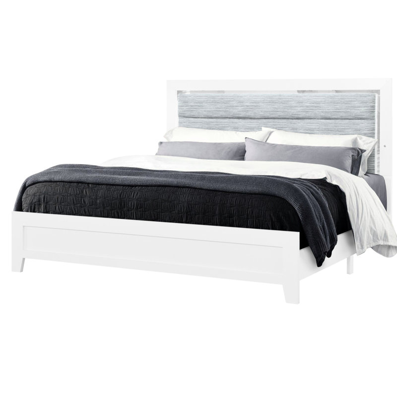 OMODA WHITE BED WITH LED