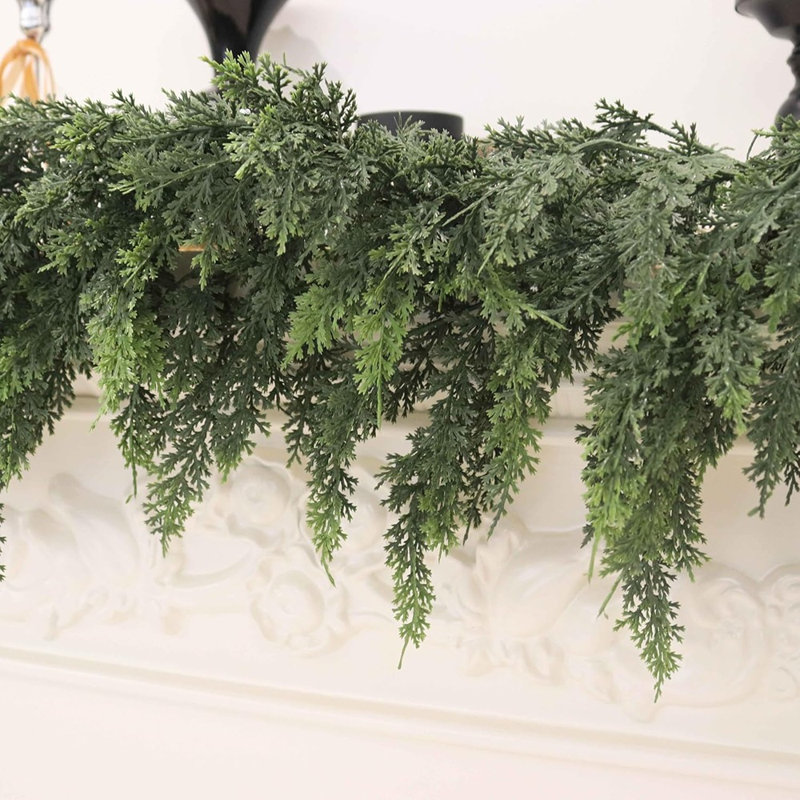 Guirlande en cèdre artificiel artificiel - Vert - Faux verdure de 9 pi pour le manteau, le foyer, la décoration intérieure et extérieure