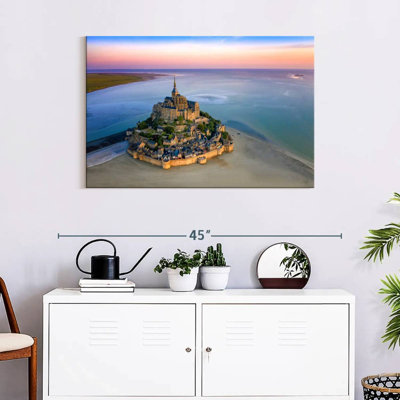 Adella Mont St.-Michel, France, Normandie