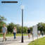 Lampadaire d'extérieur en métal robuste avec cage au sol-129160673