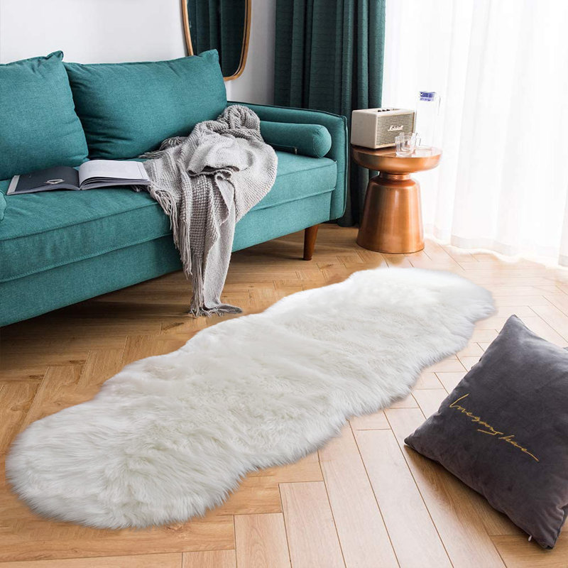 Faux Fur Indoor Rug, Runner 2' x 6', White