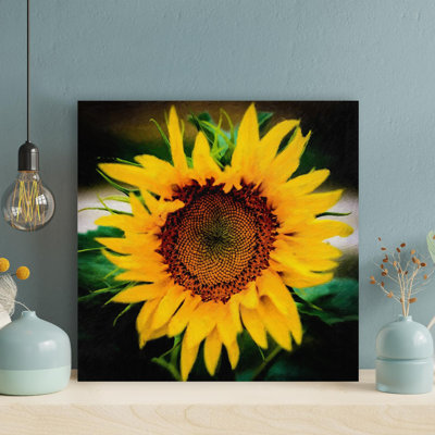 «Bright Color Tone A Sunflower In Gros-Up», reproduction d'art graphique sur toile tendue 1 pièce