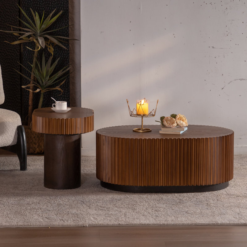 Ensemble de deux tables basses en bois massif, forme ovale