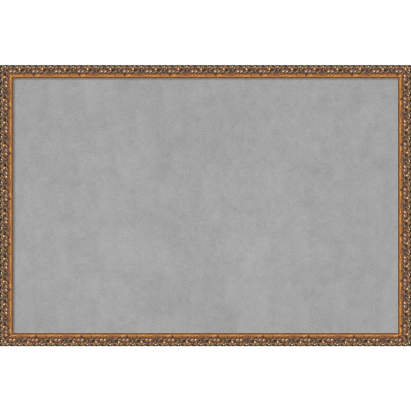 Tableau magnétique encadré bronze antique, H 26 po x l 38 po