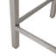 Table de bar d'extérieur grise avec structure en aluminium et plateau en verre givré, légère et résistante aux chocs.