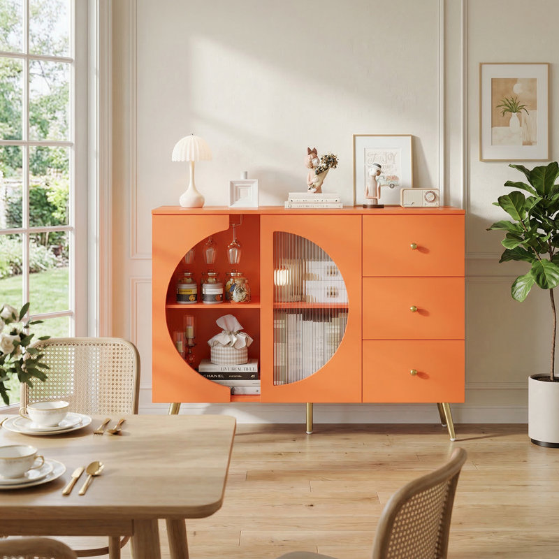 Buffet de cuisine l 47,2 po avec 3 tiroirs et porte-verres à vin Chanyah, Orange Hermès