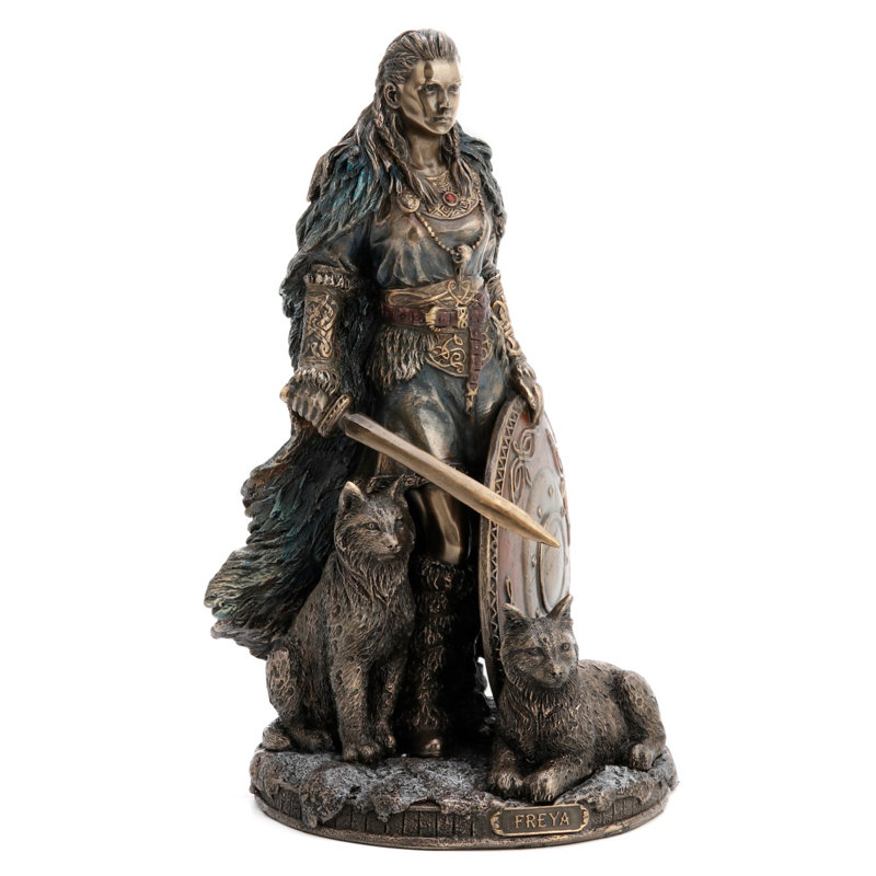 Nace People Figurines & Sculptures