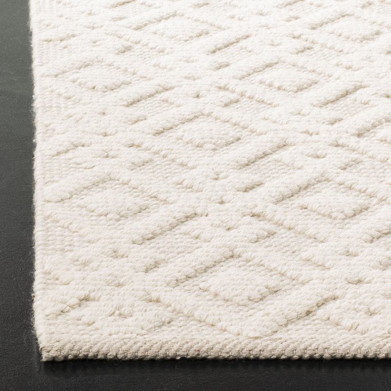 Vermont Hand Woven Wool/Cotton Geometric Rug in Ivory, Square 6'