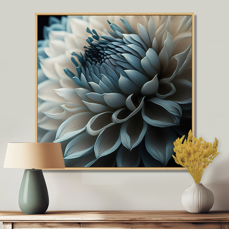 Bleu et blanc fleurs de dahlia II - art mural dahlia, H 30 po x l 30 po, Cadre flottant érable
