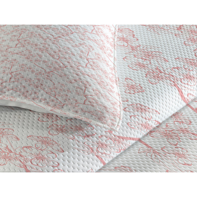Farmhouse / Country Polyester Floral Coverlet, King Bedspread + 2 Shams