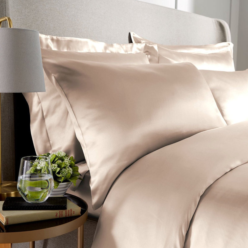 100% Silk Standard Pillowcases Pair, Pink