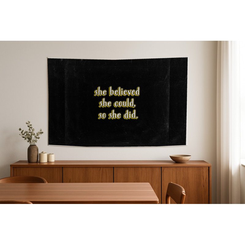Elle y croyait, alors elle l'a fait — Tapisserie murale tissée paysage, style tableau noir vieilli, 35" H x 42" W