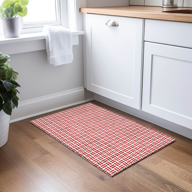 Aquaisha Geometric Indoor Rug, Rectangle 1'8" x 2'6"