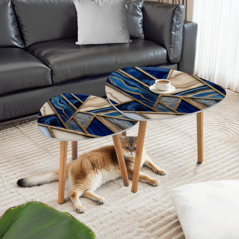 Ensemble de 2 tables basses gigognes triangulaires abstraites en mosaïque de marbre moderne, agate, granit, jaspe, table de bout, table d'appoint moderne et minimaliste pour le salon, la chambre à coucher